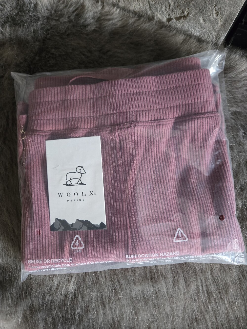 Woolx Maisey Ribbed Shorts "Powdered Rose" Size M - Picture 7 of 7